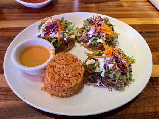 Lalo's Fine Mexican Cuisine by null