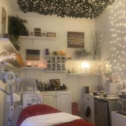 PerfectSkinLV - Linda's cute, cozy, and peaceful studo