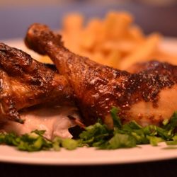 Al Habibo - Halbes Hähnchen mit Pommes