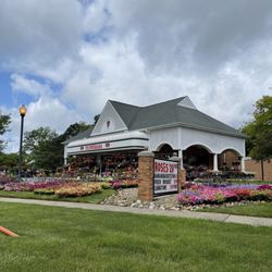 Flowerama - Middleburg Heights