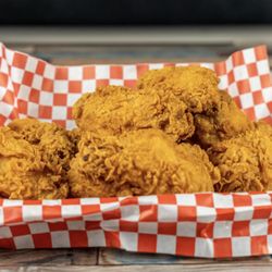Legend Hot Chicken - Bell Gardens - 10PC Legend Wings