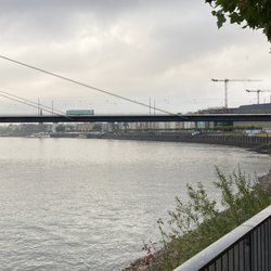 Rheinkniebrücke - Rheinkniebrücke