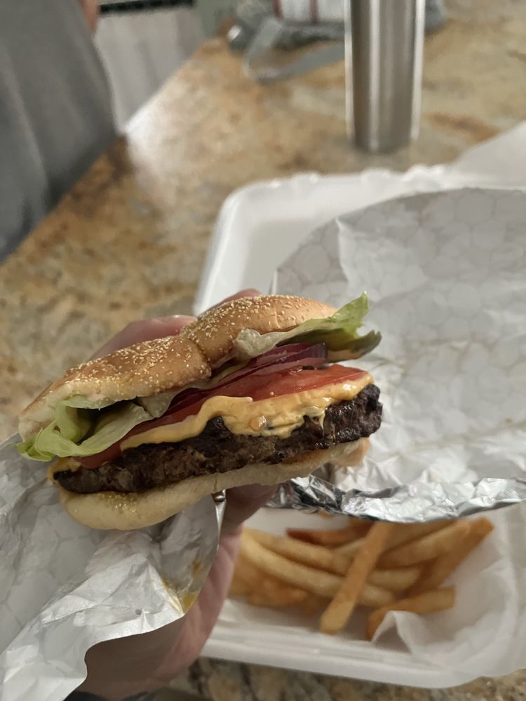 Glenhaven Grill Image