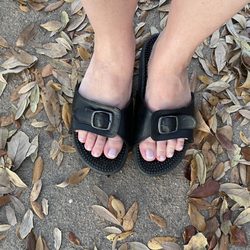 Plant City Nails & Spa - French Pedicure