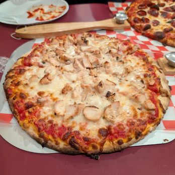 Rufinos Pizzeria - Pizza Near Me - Scituate, Rhode Island Rufinos Pizzeria - Pizza Near Me - Scituate, Rhode Island