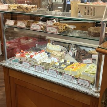 Jindrak - Bakeries Near Me - Linz, 4