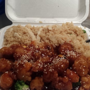 Asian Gourmet - Sesame chicken combination - Chinese Near Me - Whitesboro, Texas Asian Gourmet - Sesame chicken combination - Chinese Near Me - Whitesboro, Texas