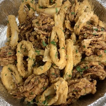 Nittis Italian Restaurant in Hell's Kitchen - Fried Calamari Dinner, delicious - Italian Near Me - New York, New York Nittis Italian Restaurant in Hell's Kitchen - Fried Calamari Dinner, delicious - Italian Near Me - New York, New York