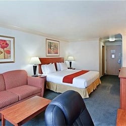 Holiday Inn Express & Suites Burlington