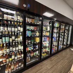 DB Wine and Spirits - Cooler of wines and champagnes