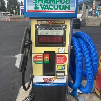 Mill Plain Self Serve Car Wash - Carpet Shampooer & Spot Remover with Vacuum. $5 for 5 Minutes of Use. There are two machines. - Car Wash Near Me - Vancouver, Washington