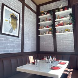 No 28 Pizzeria & Vineria