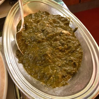 India Pavilion - Chicken Saag - Indian Near Me - Cambridge, Massachusetts