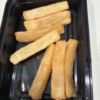Llama Queen - Yuca Fries - Peruvian Near Me - Austin, Texas