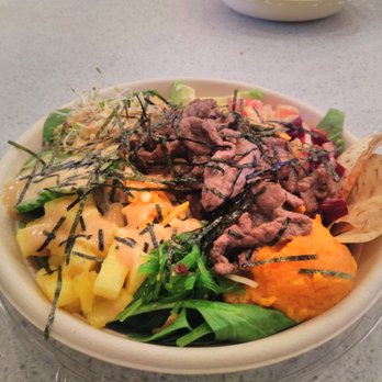 ImPerfect Fresh Eats - Beef on spinach and glass noodles - Salad Near Me - Toronto, Ontario
