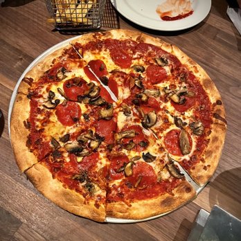 Yard House - Pepperoni & Mushroom - New American Near Me - Sarasota, Florida Yard House - Pepperoni & Mushroom - New American Near Me - Sarasota, Florida