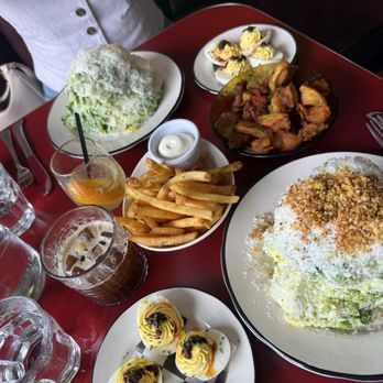 Lucky Duck - Brunch - Beer Bar Near Me - Philadelphia, Pennsylvania