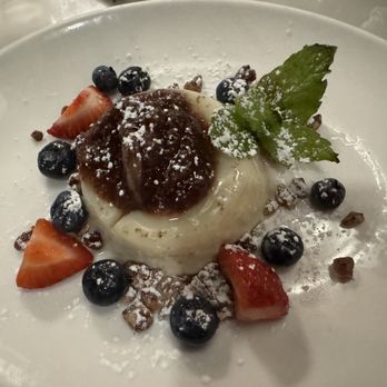Jessica's Restaurant - Fig panna cotta - Italian Near Me - Fanwood, New Jersey