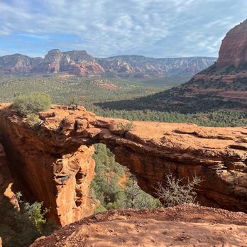 Devil's Bridge Trail - Hiking Near Me - Sedona, Arizona