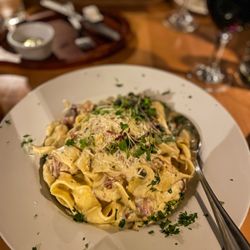 Giuliana's - Tagliatelle Alla Norcina