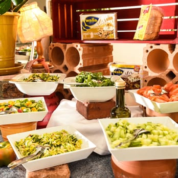 Hotel Hartweger - Bufett - Hotels Near Me - Haus, 6