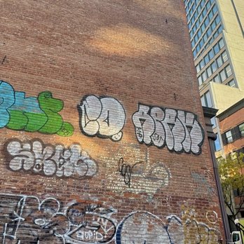 Manuel Plaza - Street art - Parks Near Me - New York, New York Manuel Plaza - Street art - Parks Near Me - New York, New York