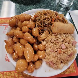Hunan Village - Sesame chicken dinner combination
