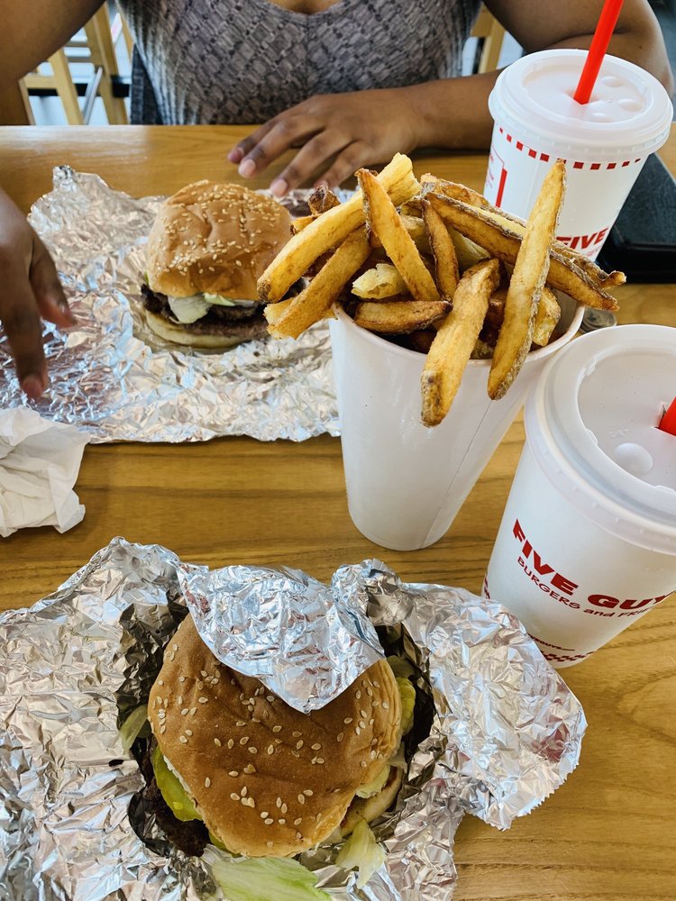 FIVE GUYS Updated June 2024 14 Reviews 79 Restaurant Row