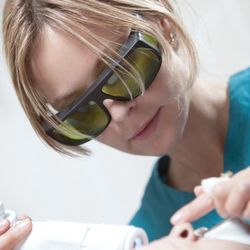YS Canadian Laser Spa - Laser treatments
