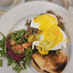 Caficultura - Pernil benedict