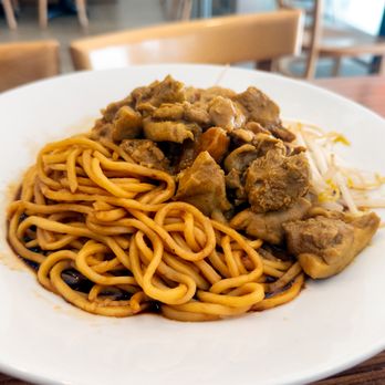 Little House Restoran - #50 Curry Chicken Gon Lon Mee: $12.95; $14.10 with tax - Malaysian Near Me - Brooklyn, New York Little House Restoran - #50 Curry Chicken Gon Lon Mee: $12.95; $14.10 with tax - Malaysian Near Me - Brooklyn, New York