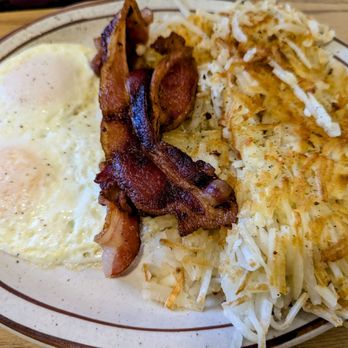Spring Valley Restaurant - Breakfast platter - American Near Me - Oregon, Illinois