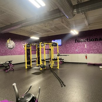Planet Fitness - Functional Training Room - Gyms Near Me - Babylon, New York Planet Fitness - Functional Training Room - Gyms Near Me - Babylon, New York