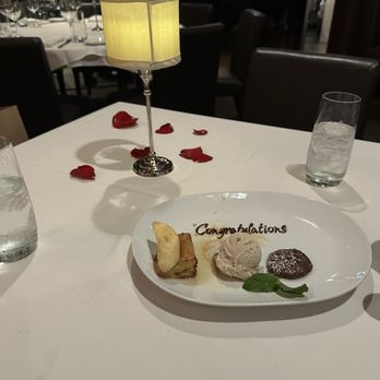 Eddie V's Prime Seafood - Bananas Foster Butter Cake - Seafood Near Me - Scottsdale, Arizona