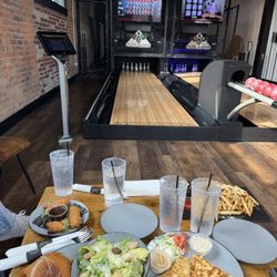 Pinhouse Social