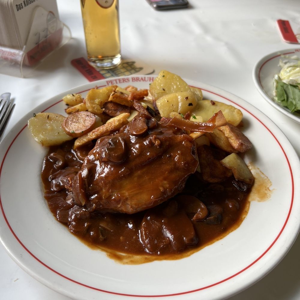 Peters Brauhaus - Mushroom pork - German Near Me - Cologne, NW Peters Brauhaus - Mushroom pork - German Near Me - Cologne, NW