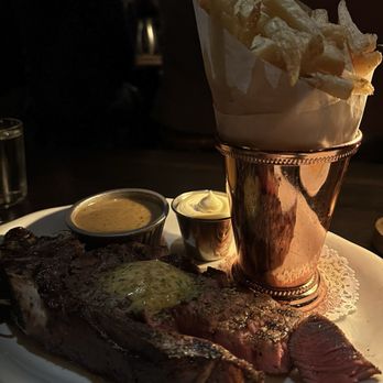 Armitage Alehouse - steak - Pubs Near Me - Chicago, Illinois Armitage Alehouse - steak - Pubs Near Me - Chicago, Illinois