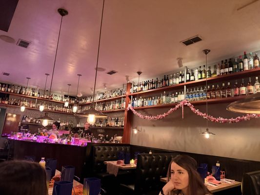 The Gin Joint by null