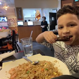 Shrimp Fried Rice with Spear Ribs. Shrimp Fried Rice with Spear Ribs.
