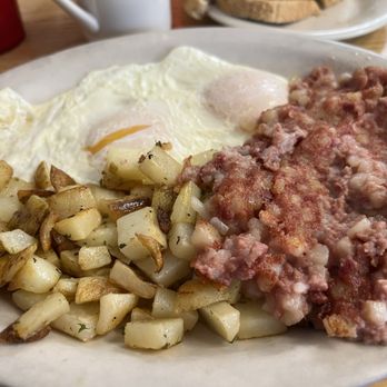 Tim's Corner - Corned beef hash, so good - American Near Me - Port Orange, Florida Tim's Corner - Corned beef hash, so good - American Near Me - Port Orange, Florida