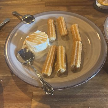 Paparepas - Dulce de leche Churros and ice cream - Venezuelan Near Me - Renton, Washington Paparepas - Dulce de leche Churros and ice cream - Venezuelan Near Me - Renton, Washington