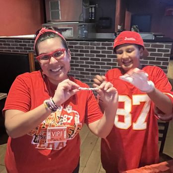 Anchor Bar - Making bracelets! - Chicken Wings Near Me - San Antonio, Texas Anchor Bar - Making bracelets! - Chicken Wings Near Me - San Antonio, Texas