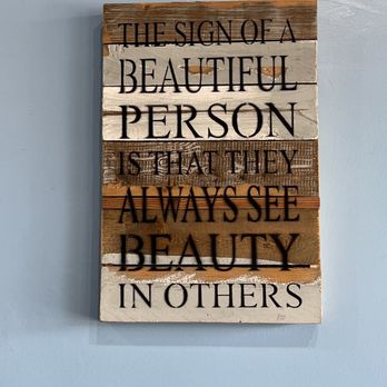 Anthonys Grill - Decor - Soul Food Near Me - Santa Fe, New Mexico