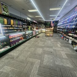 henard's 1 stop tobacco HENARD'S 1 STOP TOBACCO - CLOSED - Updated May 2026 - 300 E Sunflower Rd A,  Cleveland, Mississippi - Tobacco Shops - Phone Number