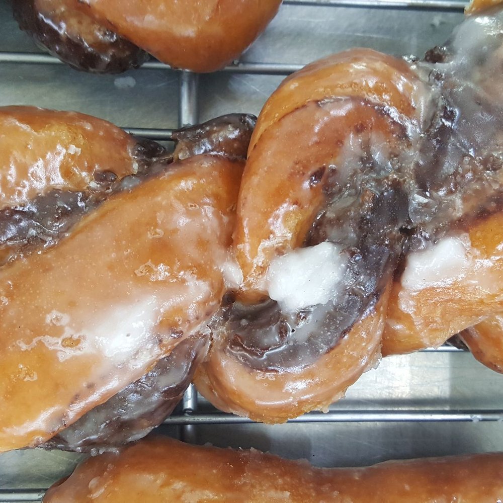 Manna Donuts - Donuts Near Me - Yucaipa, California Manna Donuts - Donuts Near Me - Yucaipa, California