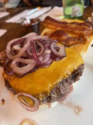 two8two Bar & Burger by null
