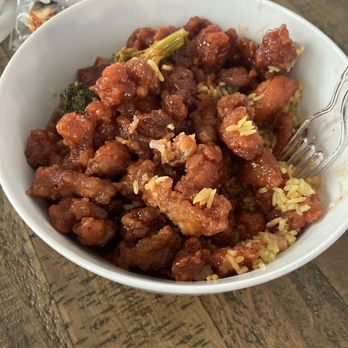 China Wok - General Tso's Chicken - Chinese Near Me - Cary, North Carolina