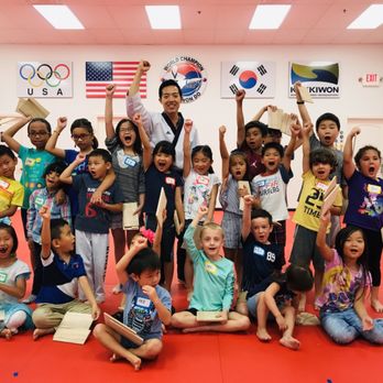 Master Lee's World Champion Tae Kwon Do - Firethorne - Birthday Party! - Taekwondo Near Me - Katy, Texas