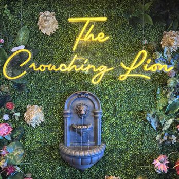 The Crouching Lion - Perfect place to take a selfie.. - Beer Bar Near Me - Kaaawa, Hawaii