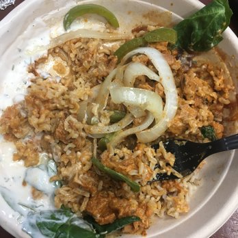 NaanStop - Chicken Tikka Masala brown rice bowl with green peppers and onions topped with sweet and cool sauce. Yum! - Indian Near Me - Atlanta, Georgia NaanStop - Chicken Tikka Masala brown rice bowl with green peppers and onions topped with sweet and cool sauce. Yum! - Indian Near Me - Atlanta, Georgia